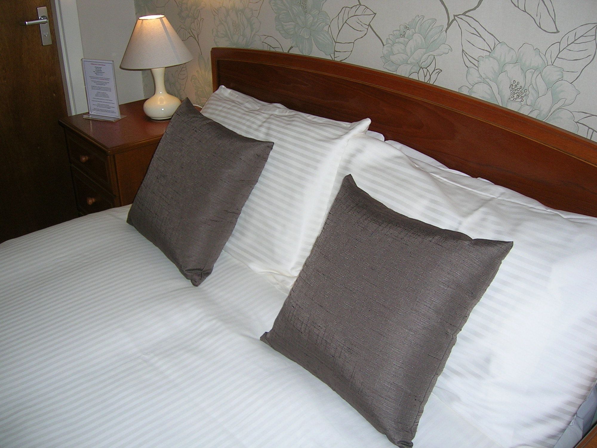 Achnacarry Guest House Perth Ngoại thất bức ảnh